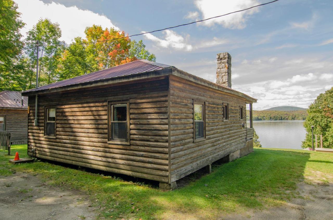 Mountain Lake Cottages Westmore Exteriör bild