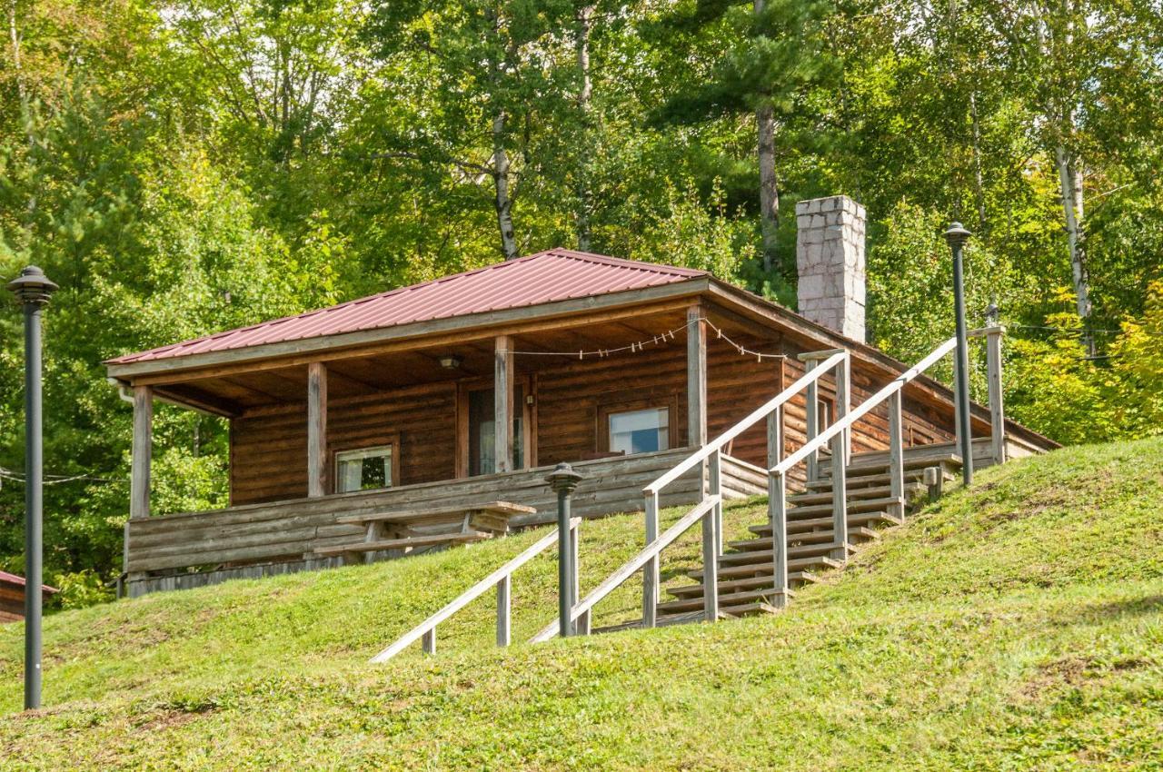 Mountain Lake Cottages Westmore Exteriör bild
